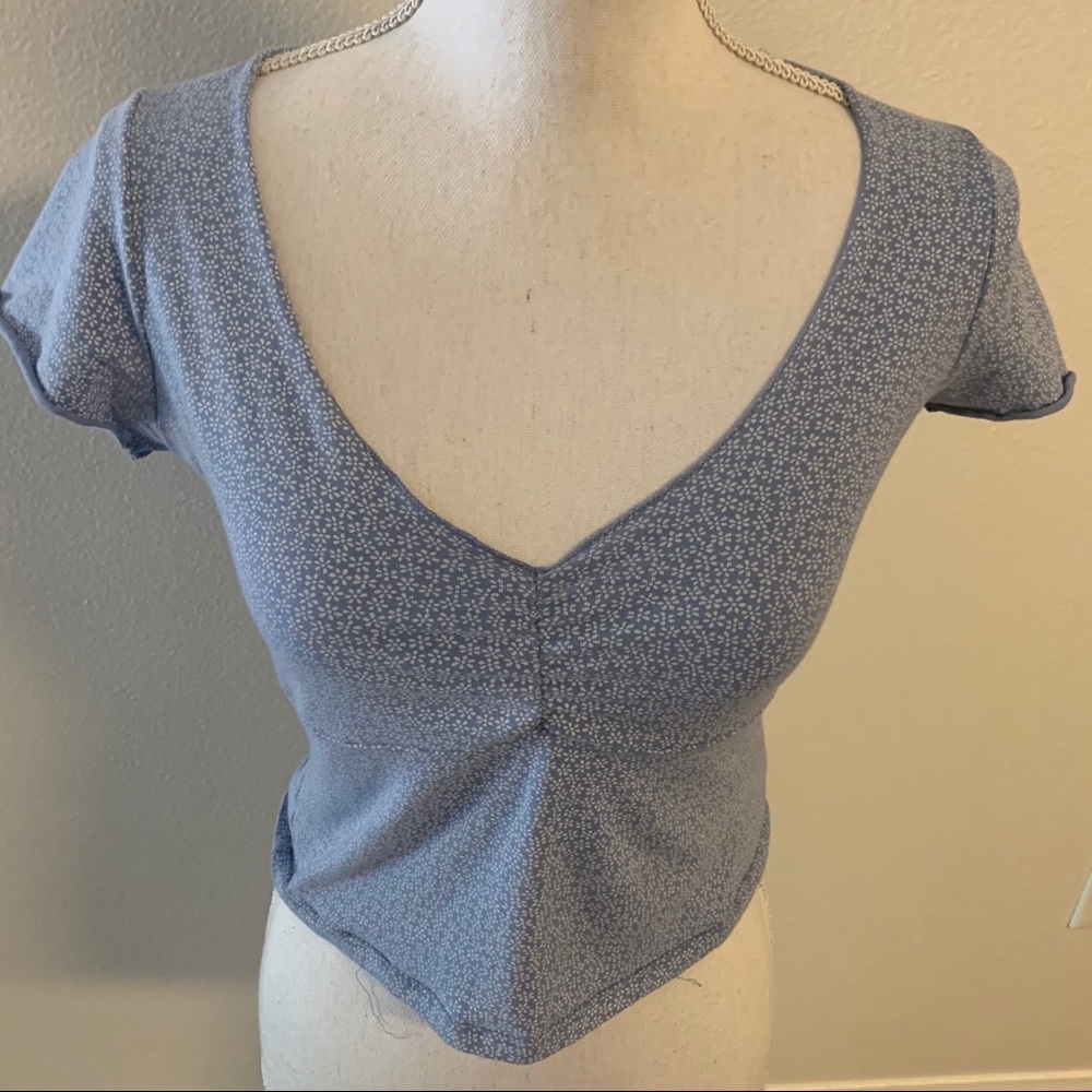 Brandy Melville Gina Top - Picture 3 of 4